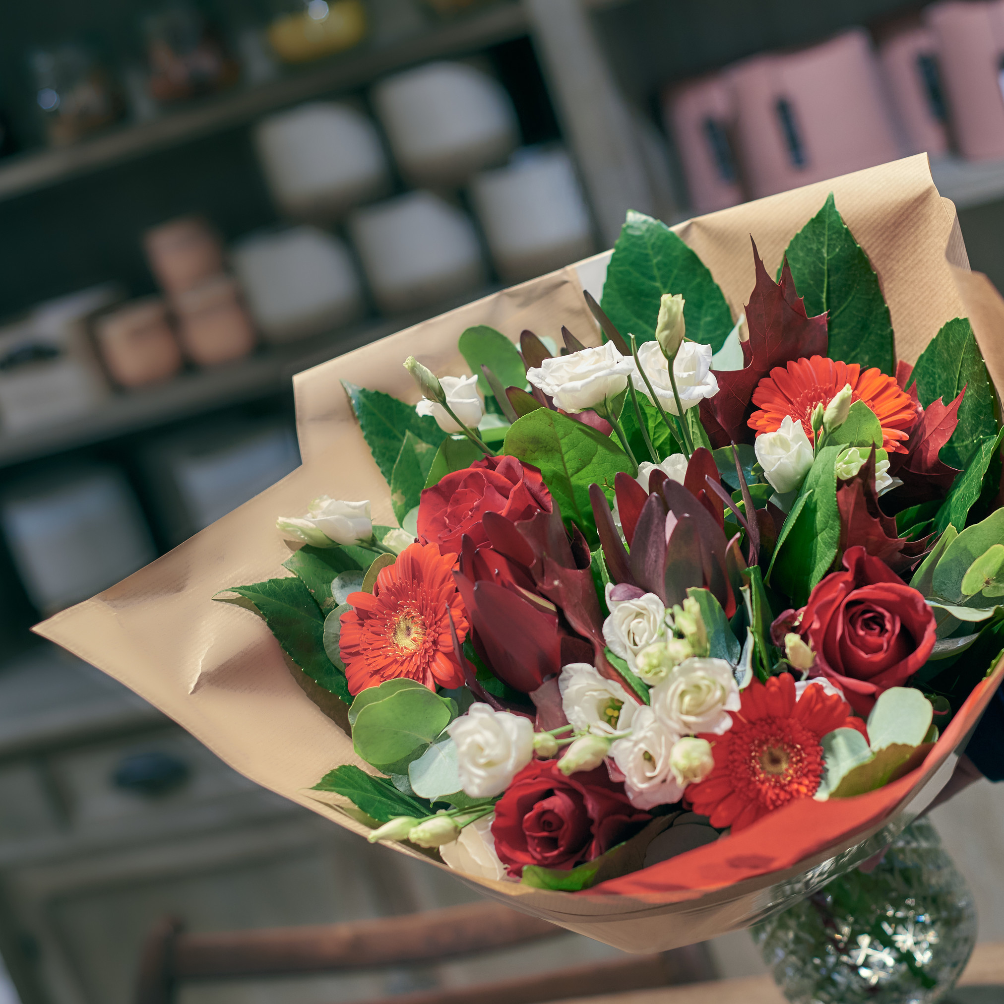 Bouquet de fleurs rouge et blanc